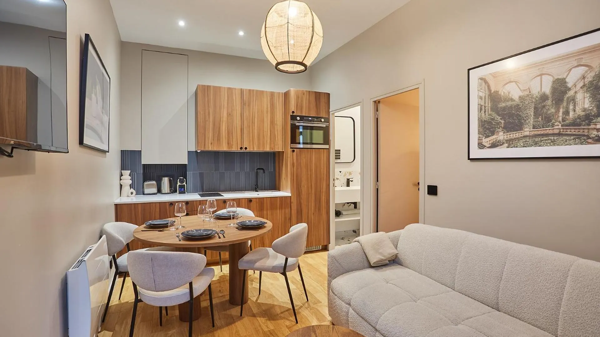 Residence Center Of Paris By Studio Prestige